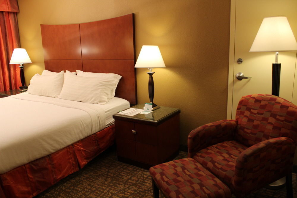 Holiday Inn - Memphis Downtown - Beale St., An Ihg Hotel מראה חיצוני תמונה